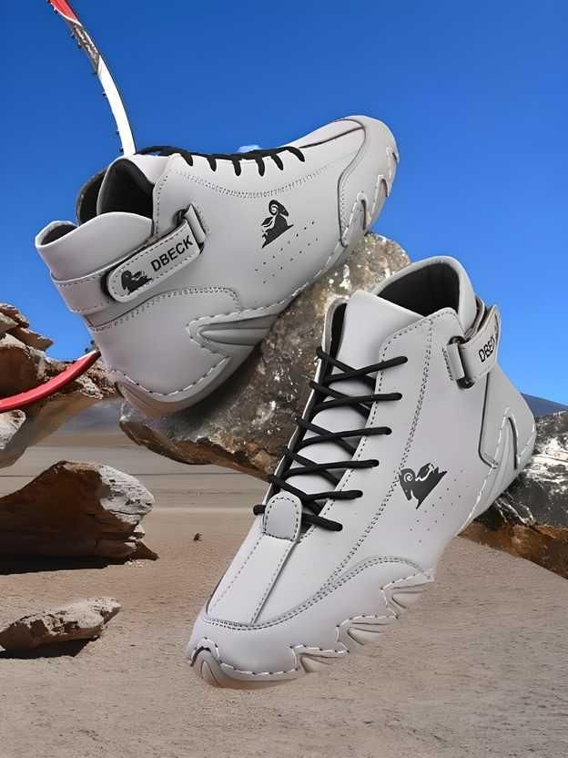 Men’s High-Top Outdoor Sports Boots .